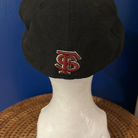 New Era 59Fifty FSU Embroidered Arrowhead Logo Back Custom Fit Hat Sz 6 7/8 - Picture 5 of 8